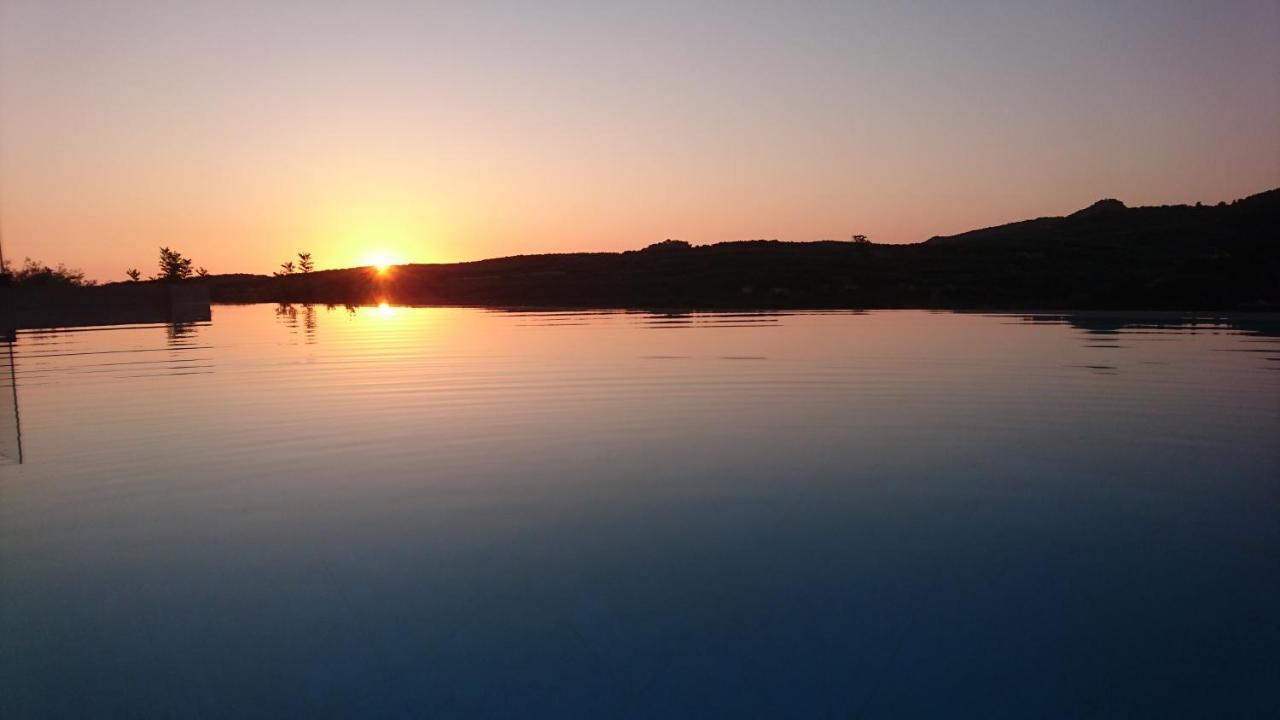 Villa Olive Valley Loutraki  Luaran gambar